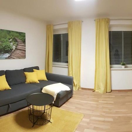 Top Appartement Fuer Business-Wohnen-Urlaub Wiener Neustadt Dış mekan fotoğraf