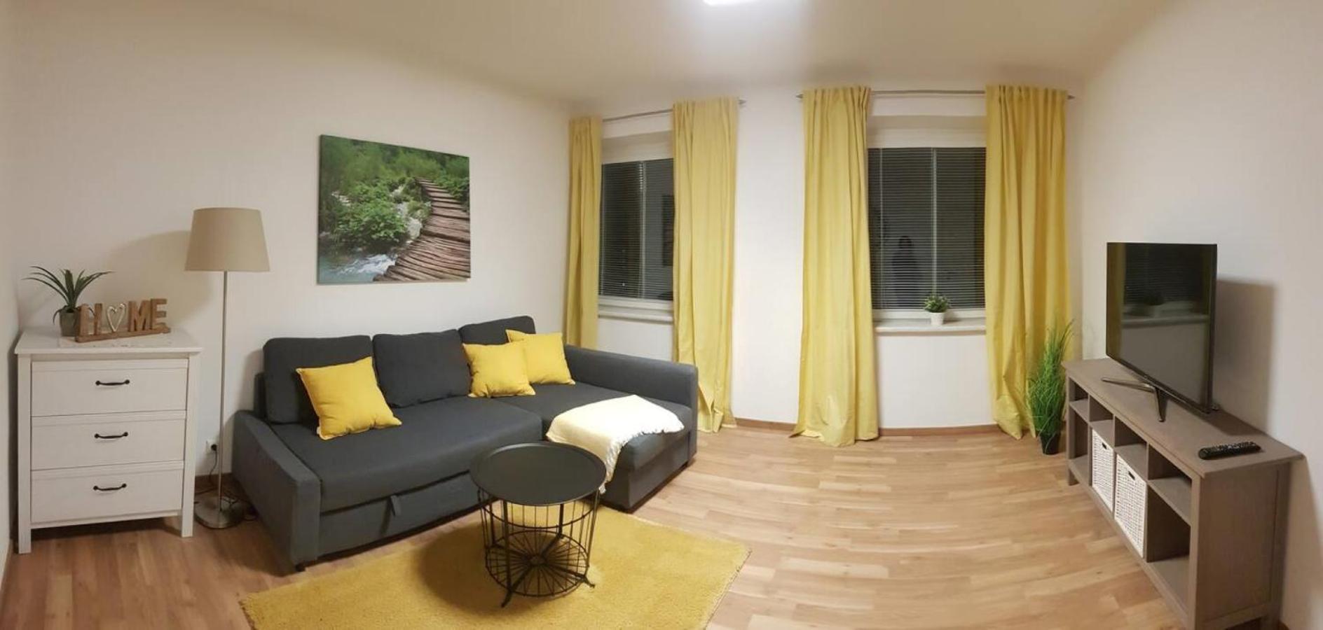 Top Appartement Fuer Business-Wohnen-Urlaub Wiener Neustadt Dış mekan fotoğraf